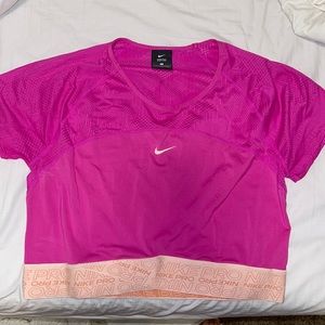 Pink Cropped Nike Workout Top. Size L